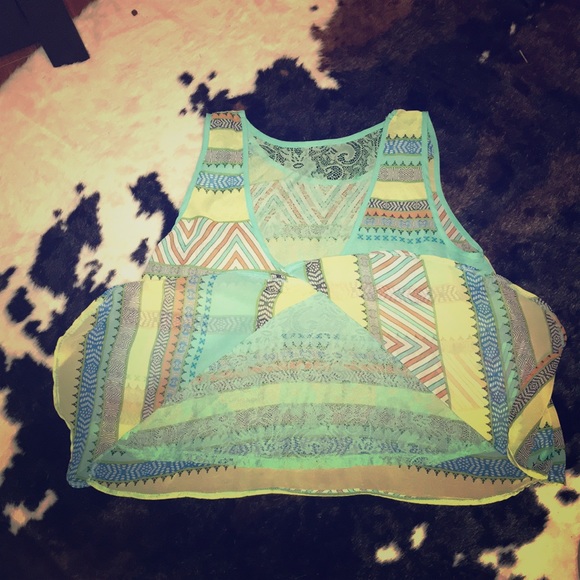 Boho Aztec Print Top - Picture 3 of 3